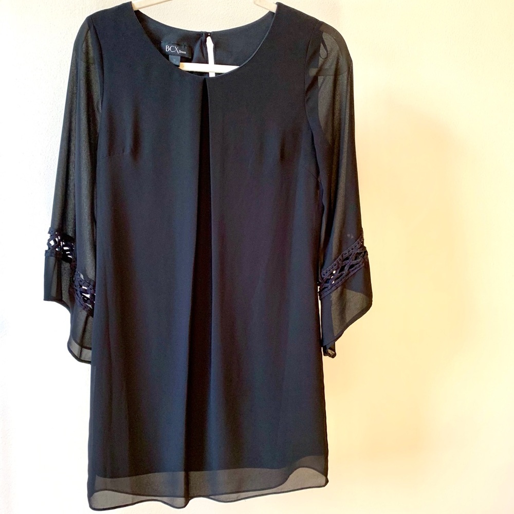 Black longsleeved dress, size M